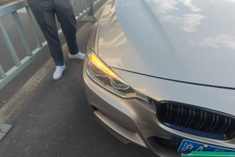 Used BMW 3 Series 2016 320Li Fashion Model Right Front Headlight