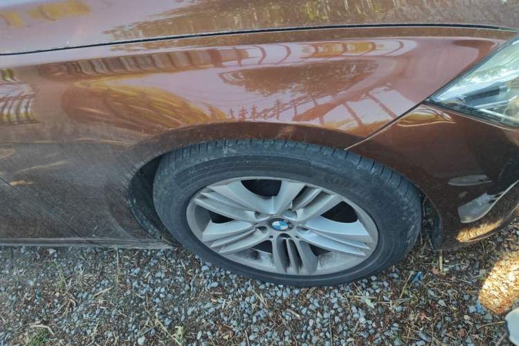 Used BMW 3 Series 2016 320Li Fashion Model Right Front Wheel Hub