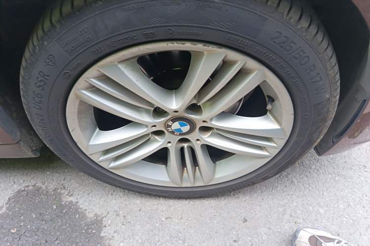 Used BMW 3 Series 2016 320Li Ambition Model Right Front Wheel Hub