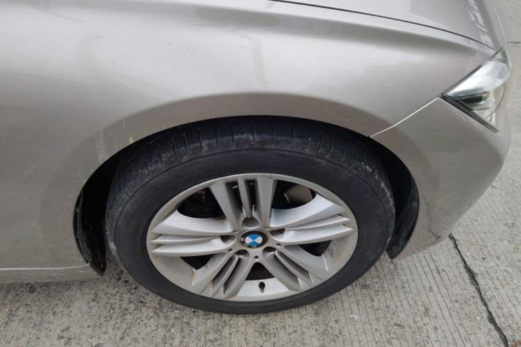 Used BMW 3 Series 2016 320Li Ambition Model Right Front Wheel Hub