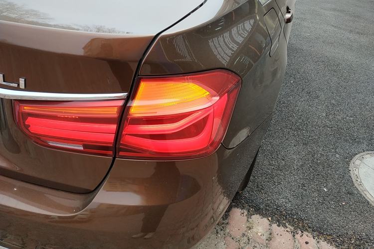 Used BMW 3 Series 2016 320Li Luxury Design Package Right Rear Taillight