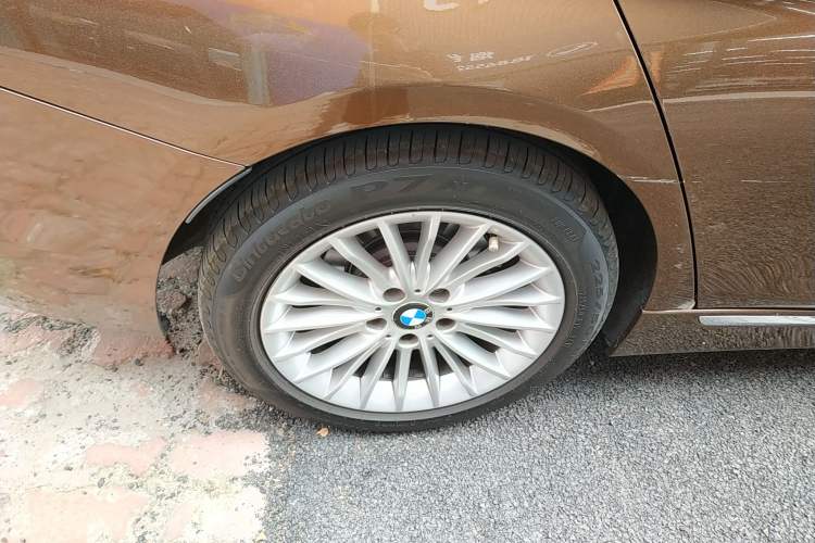 Used BMW 3 Series 2016 320Li Luxury Design Package Right Rear Wheel Hub