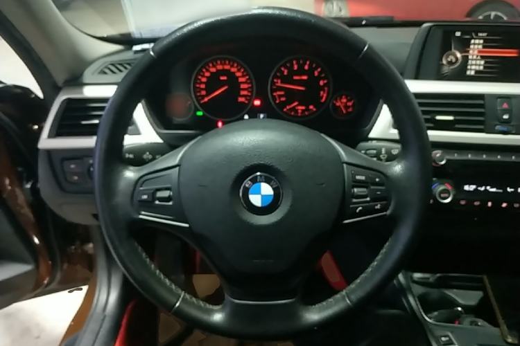 Used BMW 3 Series 2016 320Li Ambition Model Steering Wheel