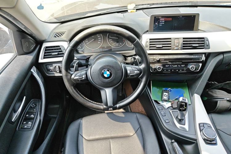 Used BMW 3 Series 2016 320Li Ambition Model Steering Wheel