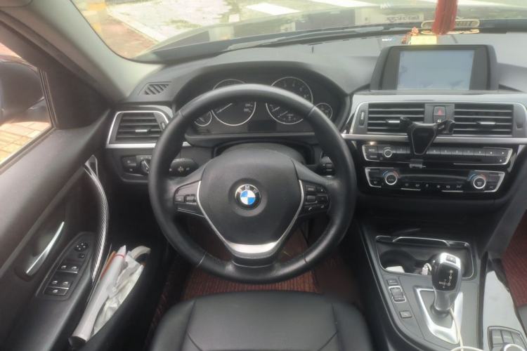 Used BMW 3 Series 2016 320Li Ambition Model Steering Wheel