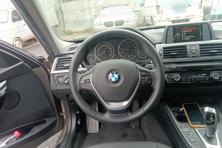 Used BMW 3 Series 2016 320Li Ambition Model Steering Wheel
