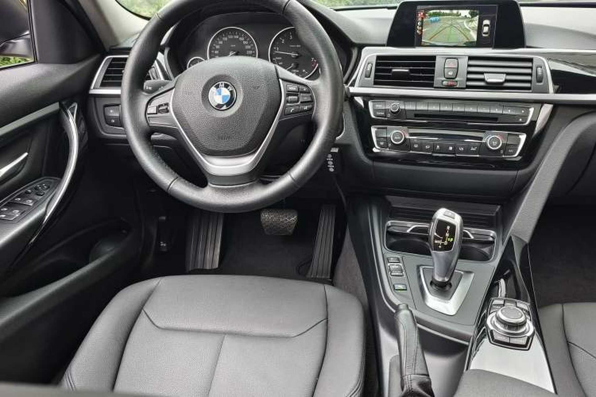 Used BMW 3 Series 2016 320Li Fashion Model Steering Wheel