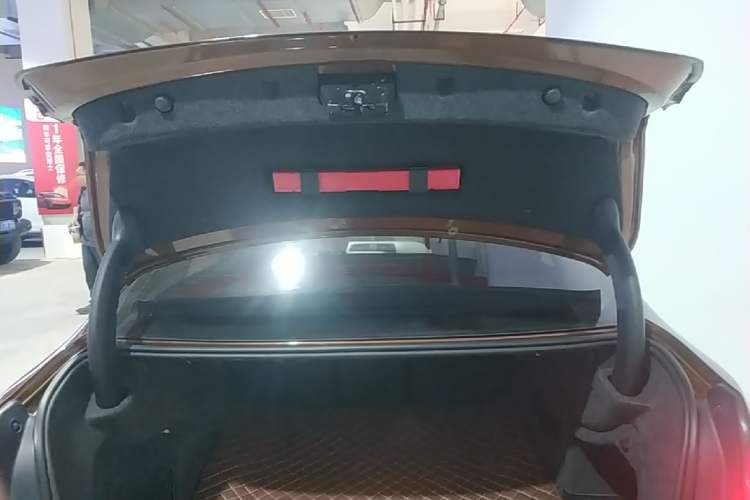 Used BMW 3 Series 2016 320Li Ambition Model Trunk