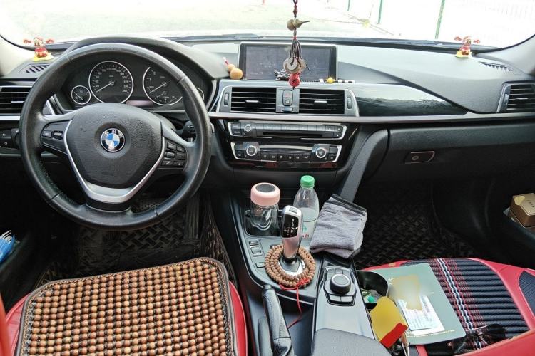 Used BMW 3 Series 2016 320Li Ambition Model Center Console