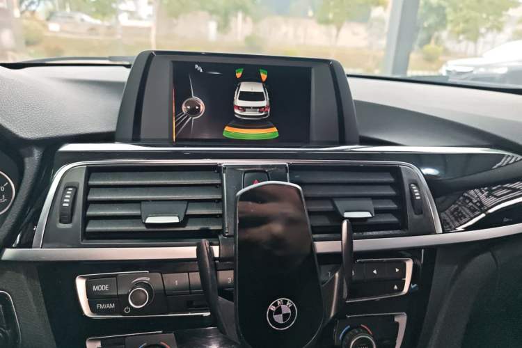Used BMW 3 Series 2016 320Li Ambition Model Audio And AC Panel