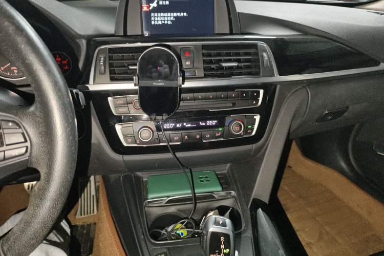 Used BMW 3 Series 2016 320Li Ambition Model Audio And AC Panel