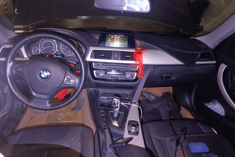 Used BMW 3 Series 2016 320Li Fashion Model Center Console