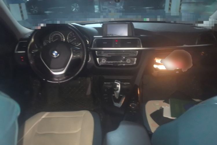 Used BMW 3 Series 2016 320Li Ambition Model Center Console