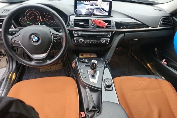 Used BMW 3 Series 2016 320Li Ambition Model Center Console