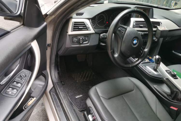 Used BMW 3 Series 2016 316Li Fashion Model Driver Seat
