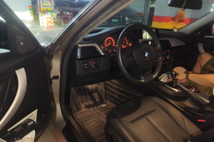 Used BMW 3 Series 2016 320Li Fashion Model Driver Seat