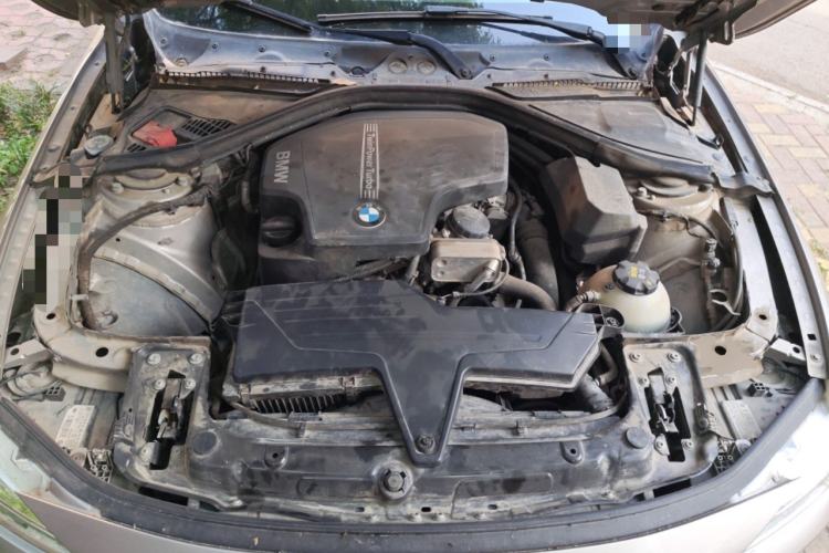 Used BMW 3 Series 2016 320Li Fashion Model Engine Bay