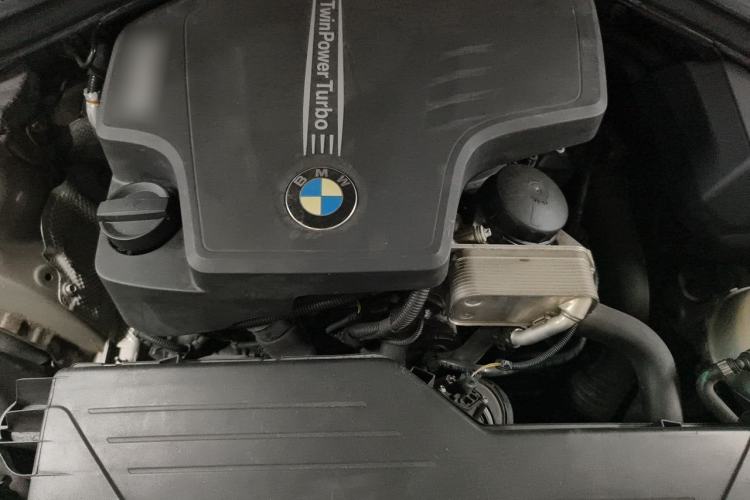 Used BMW 3 Series 2016 320Li Ambition Model Engine Bay