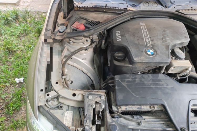 Used BMW 3 Series 2016 320Li Fashion Model Engine Bay Right