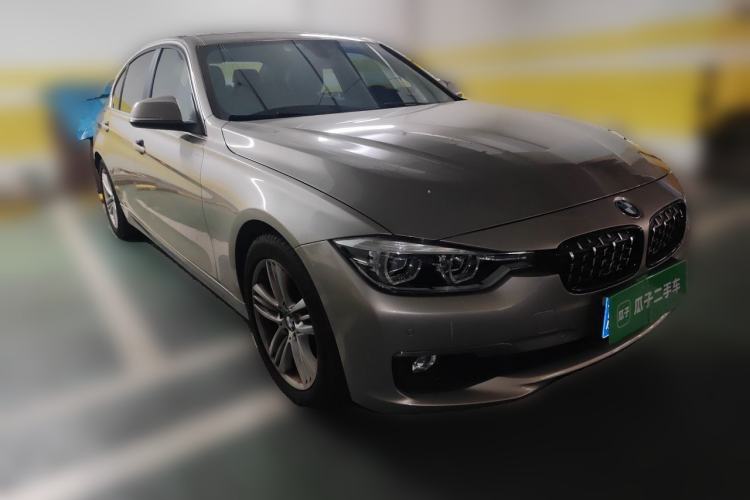 Used BMW 3 Series 2016 320Li Ambition Model Front Right 45 Deg