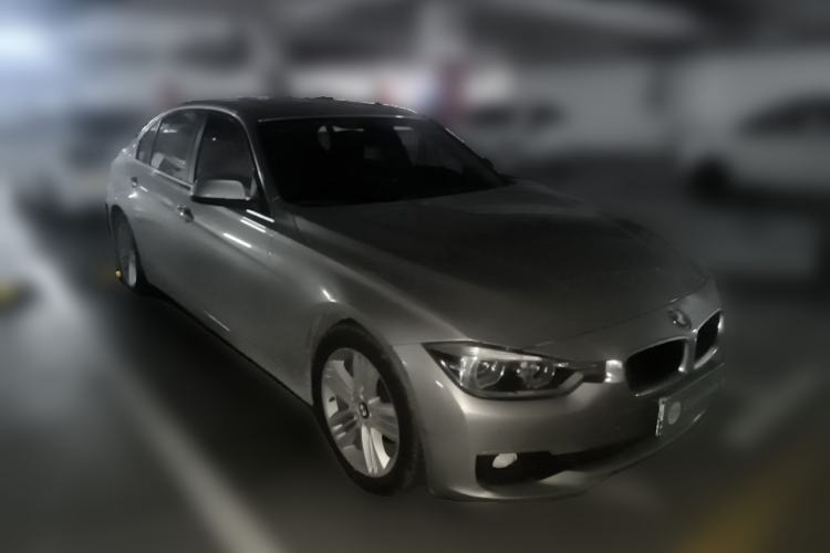 Used BMW 3 Series 2016 320Li Ambition Model Front Right 45 Deg