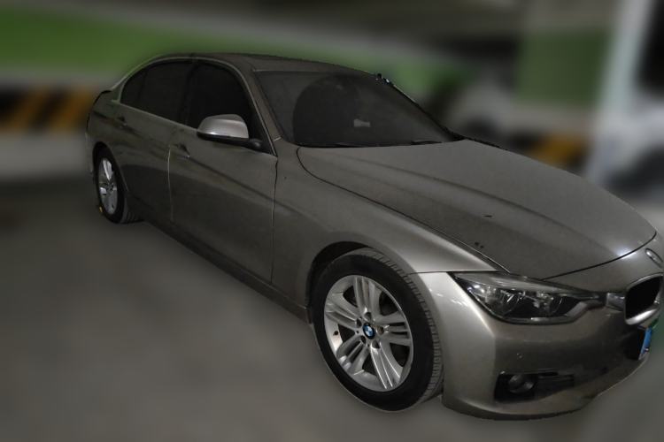 Used BMW 3 Series 2016 320Li Fashion Model Front Right 45 Deg
