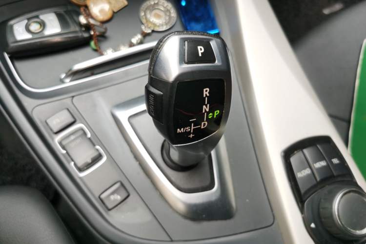 Used BMW 3 Series 2016 316Li Fashion Model Gear Lever