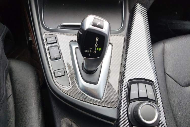 Used BMW 3 Series 2016 316i Fashion Model Gear Lever