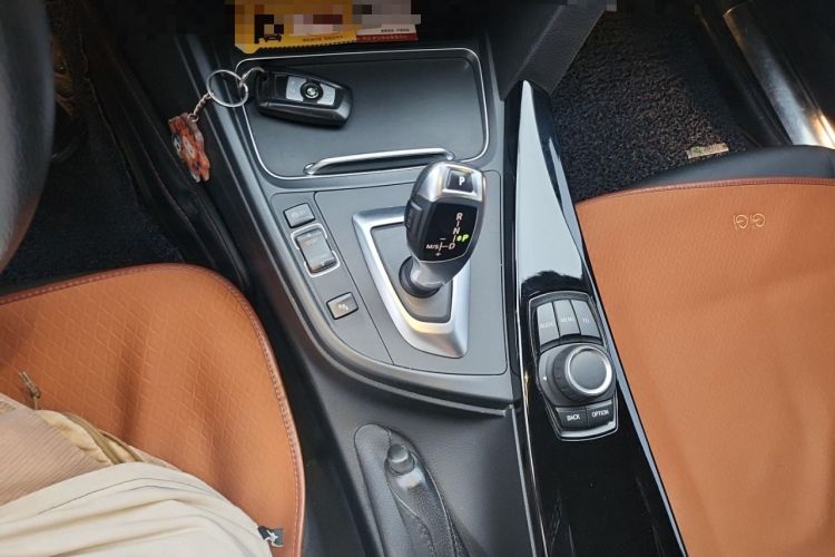 Used BMW 3 Series 2016 320Li Ambition Model Gear Lever