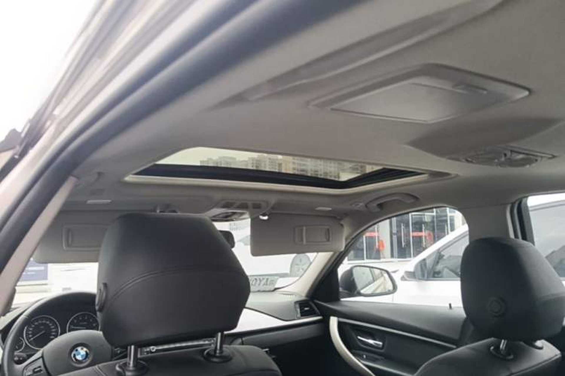 Used BMW 3 Series 2016 320Li Fashion Model Headliner