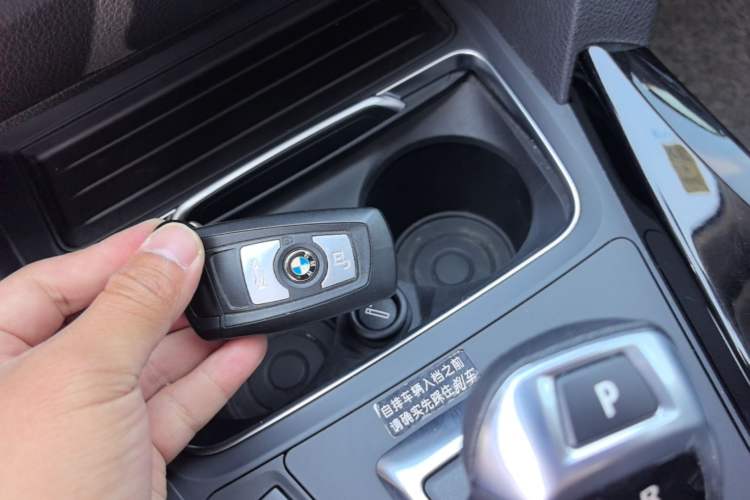 Used BMW 3 Series 2016 320Li Ambition Model Interior 1