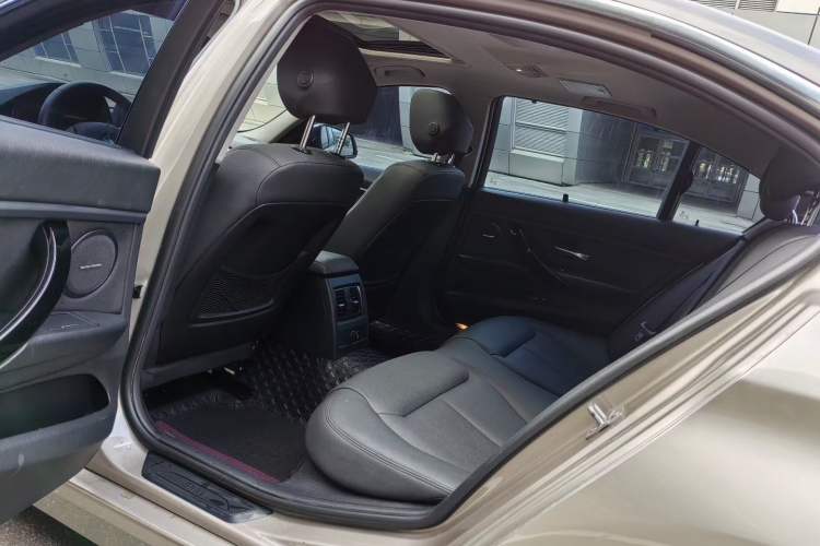 Used BMW 3 Series 2016 320Li Ambition Model Interior 1