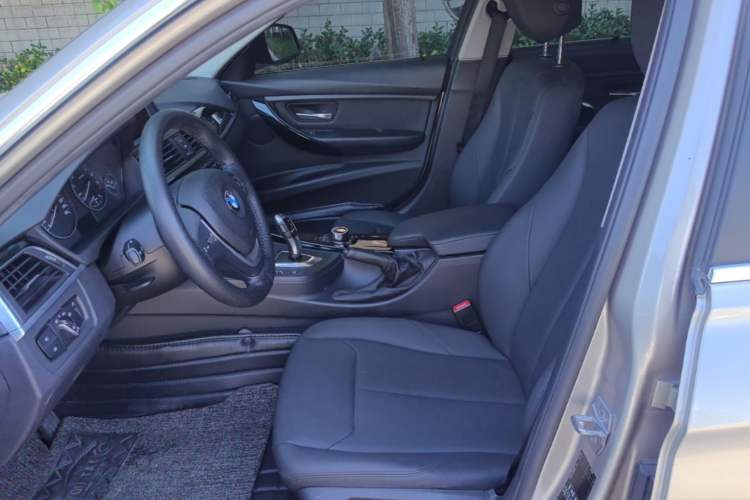 Used BMW 3 Series 2016 320Li Ambition Model Left Front Seat