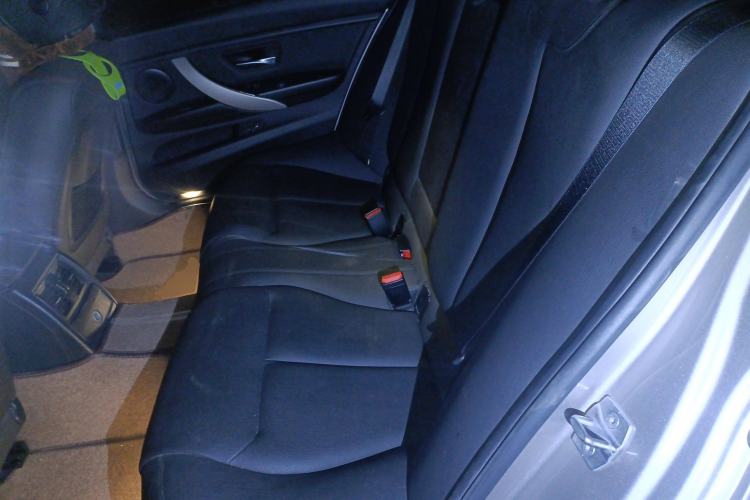 Used BMW 3 Series 2016 320Li Fashion Model Left Rear Seat