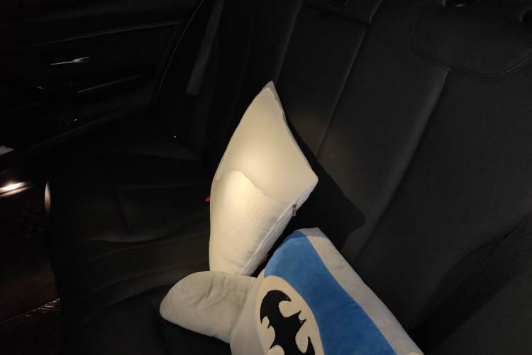 Used BMW 3 Series 2016 320Li Fashion Model Left Rear Seat