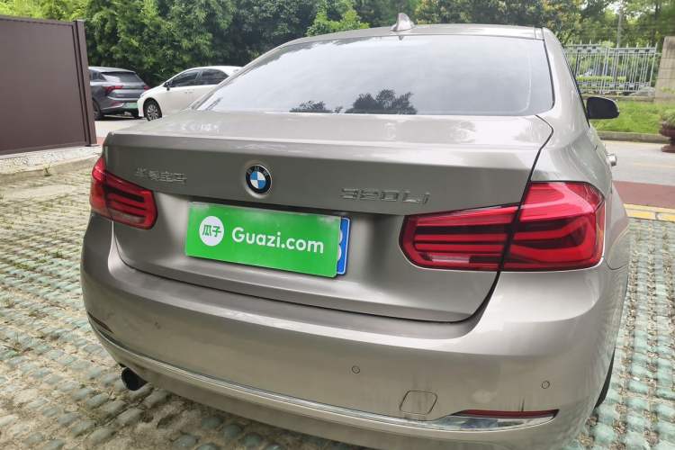 Used BMW 3 Series 2016 320Li Fashion Model Rear