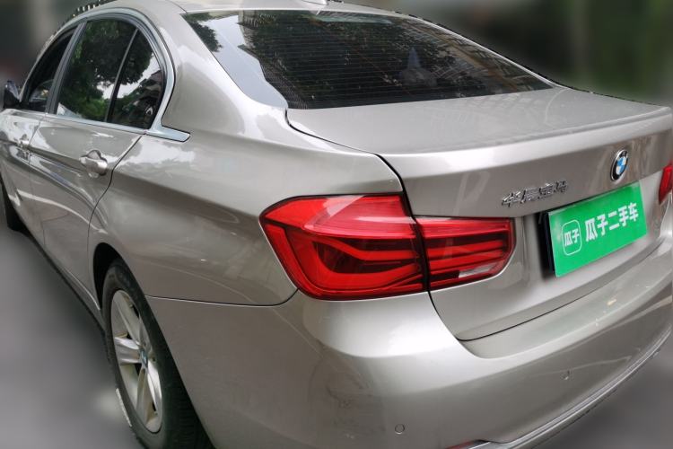 Used BMW 3 Series 2016 316Li Fashion Model Rear Left 45 Deg