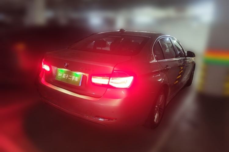 Used BMW 3 Series 2016 320Li Fashion Model Rear Right 45 Deg