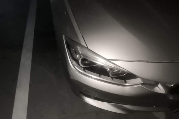 Used BMW 3 Series 2016 320Li Ambition Model Right Front Headlight