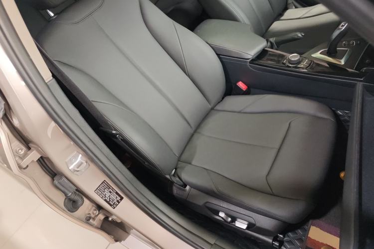 Used BMW 3 Series 2016 320Li Ambition Model Right Front Seat