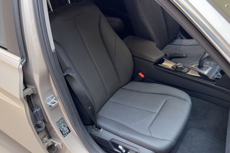 Used BMW 3 Series 2016 316Li Fashion Model Right Front Seat