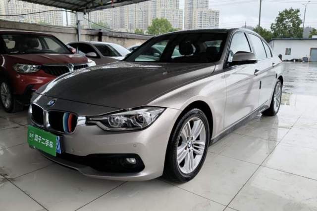 Used BMW 3 Series 2016 320i Fashion Model