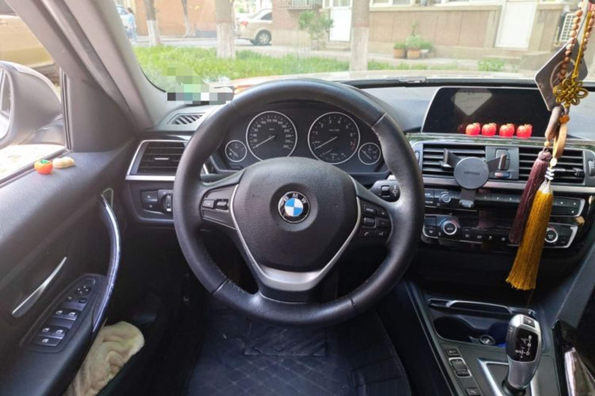Used BMW 3 Series 2016 320Li Fashion Model Steering Wheel