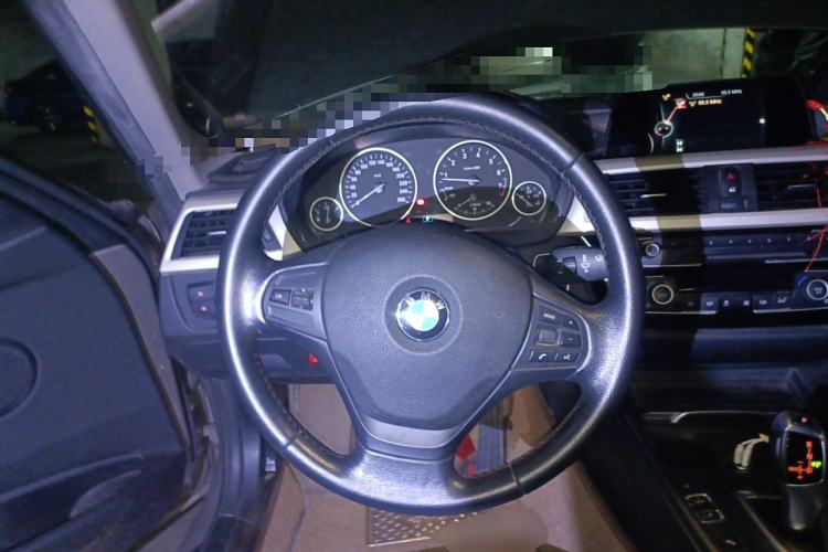 Used BMW 3 Series 2016 320Li Fashion Model Steering Wheel