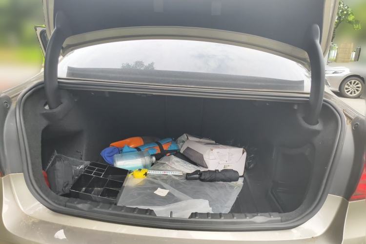 Used BMW 3 Series 2016 320Li Fashion Model Trunk