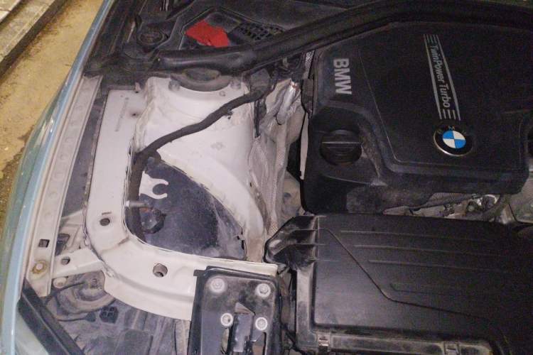 Used BMW 3 Series 2016 328Li Fashion Model Engine Bay Right