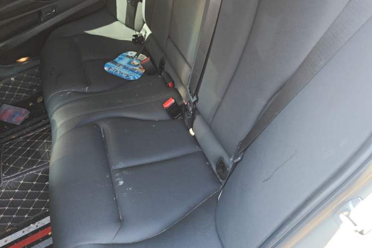 Used BMW 3 Series 2016 320Li Fashion Model Left Rear Seat