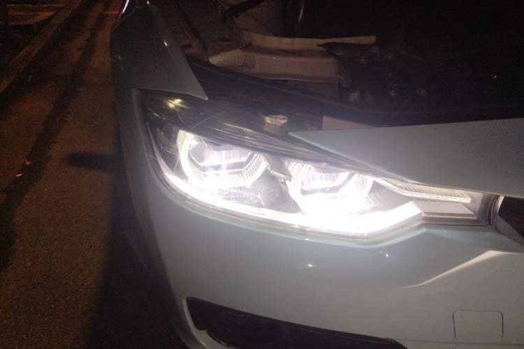 Used BMW 3 Series 2016 328Li Fashion Model Right Front Headlight