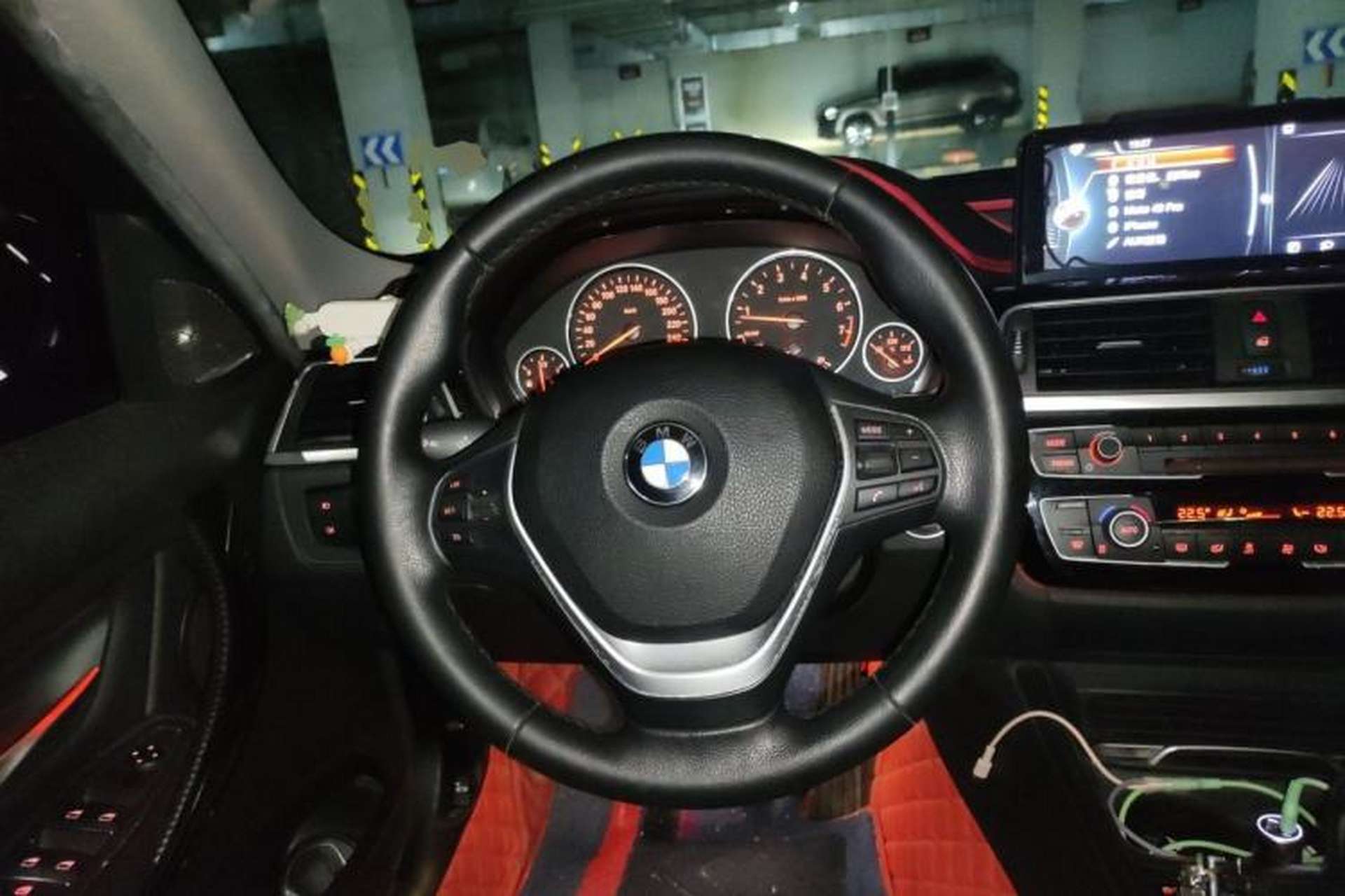 Used BMW 3 Series 2016 320Li Luxury Design Package Steering Wheel