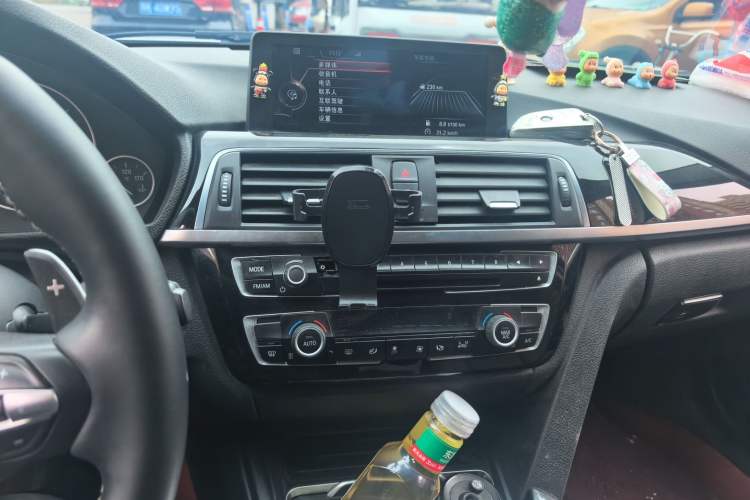 Used BMW 3 Series 2016 320Li Ambition Model Audio And AC Panel